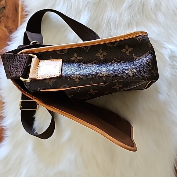 Louis Vuitton Bosphore Crossbody Messenger PM Brown Tan Monogram - Picture 7 of 16